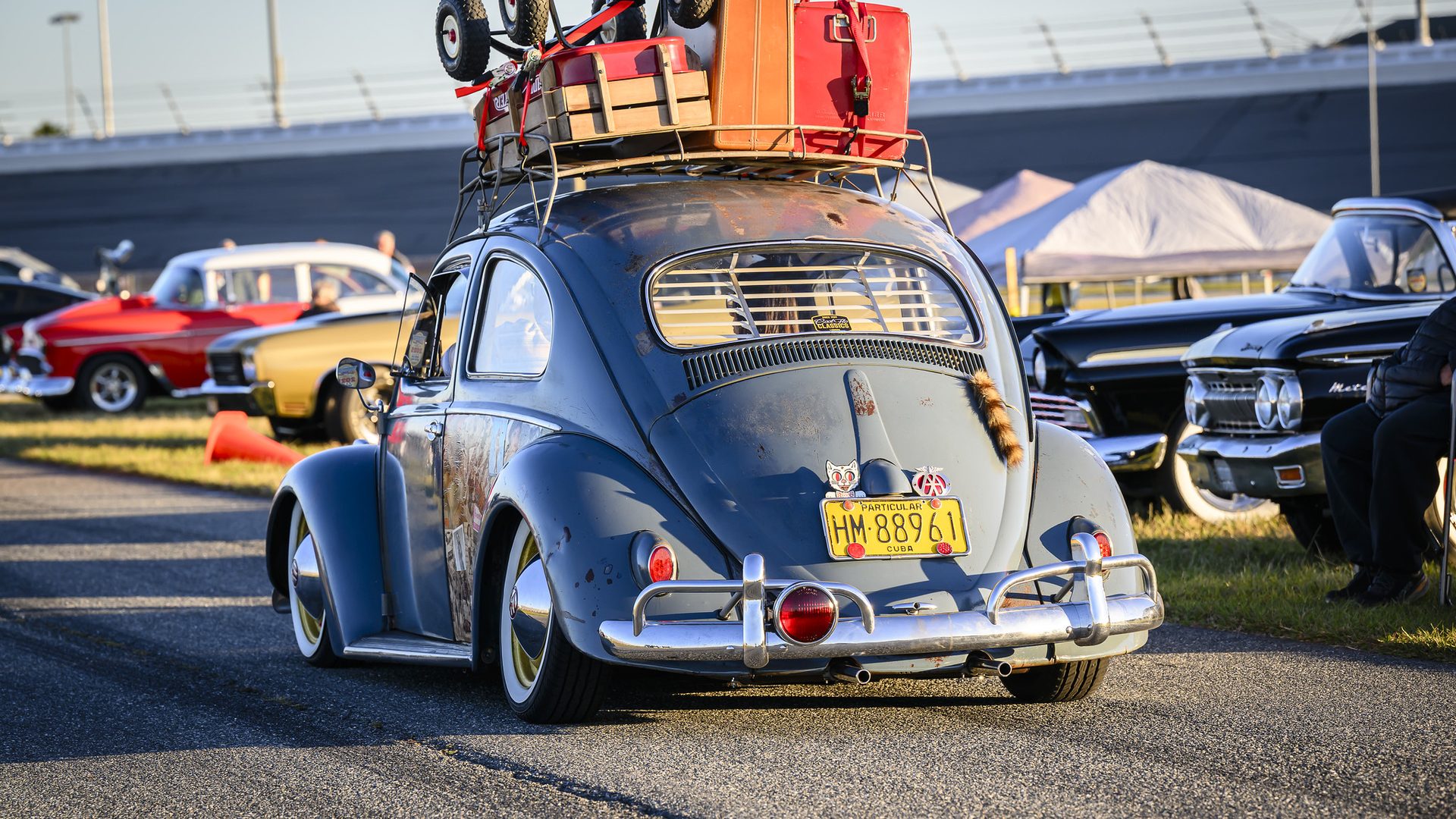 Show cars at the Daytona Turkey Run®