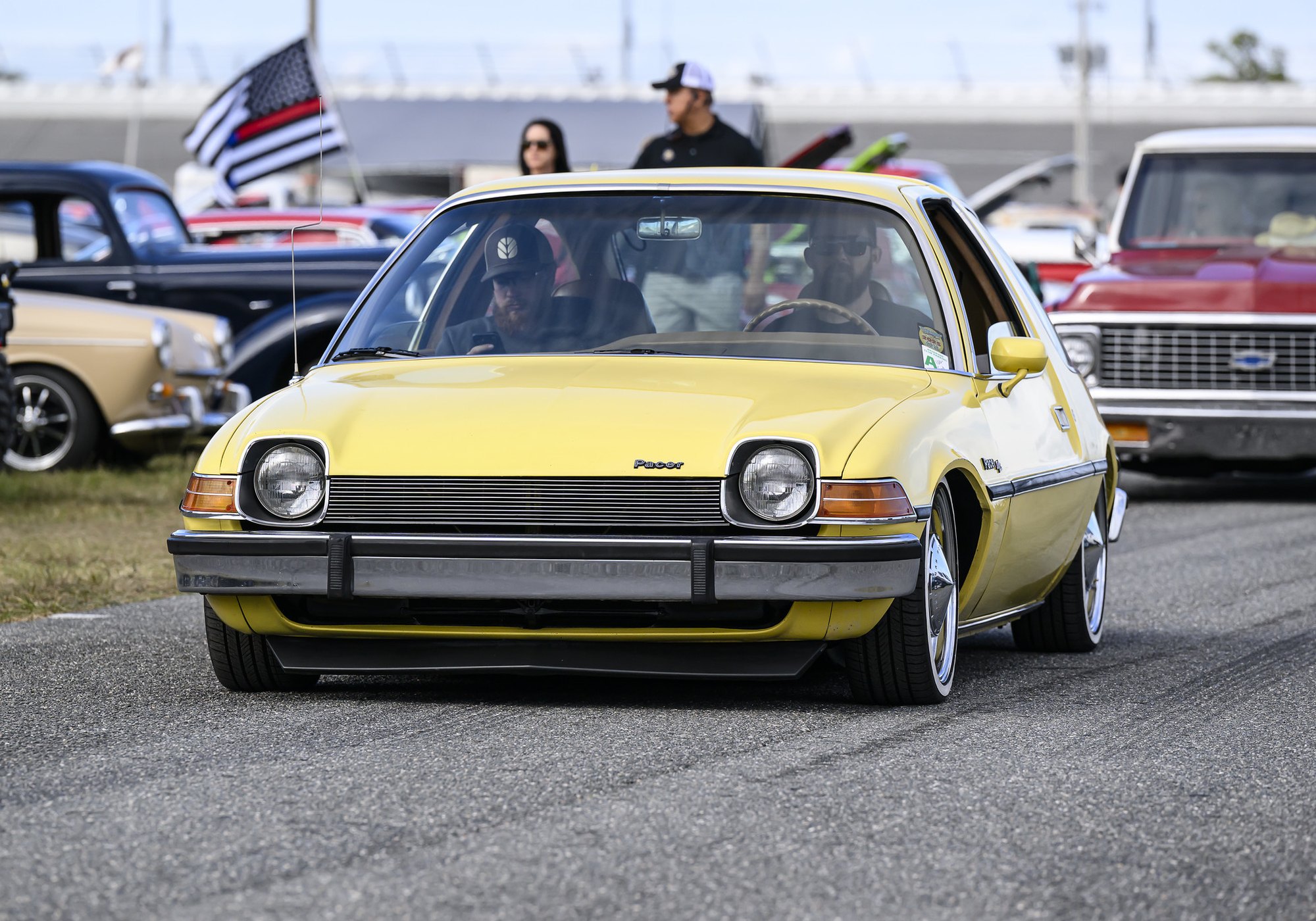Show cars at the Daytona Turkey Run®