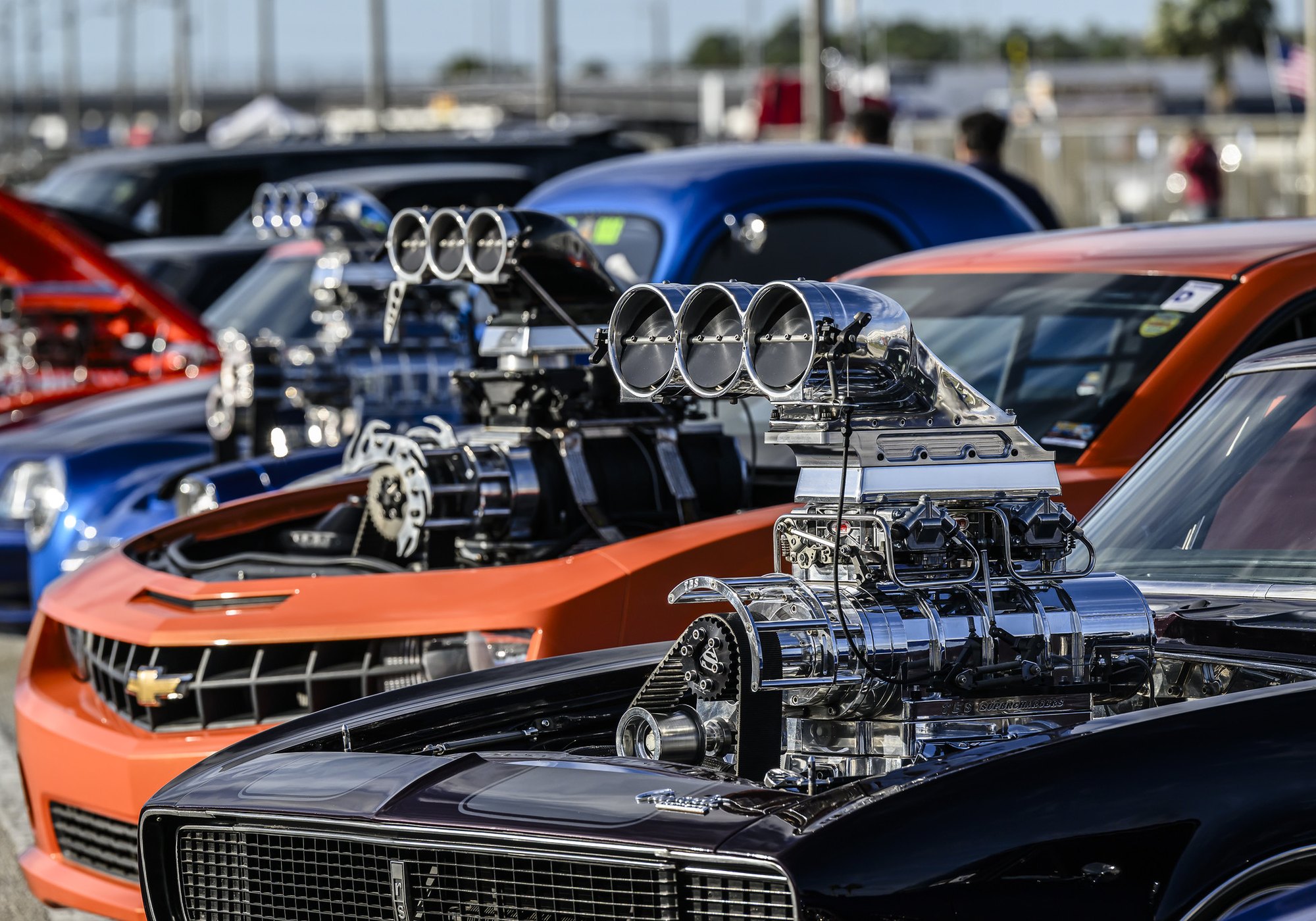 Show cars at the Daytona Turkey Run®